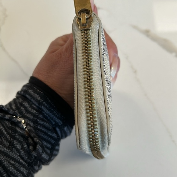 Louis Vuitton Damien Azur Zip Around Wallet - Picture 6 of 13